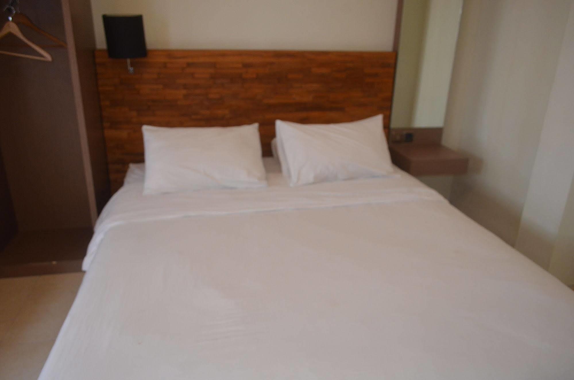 Mawar Asri Hotel 2*