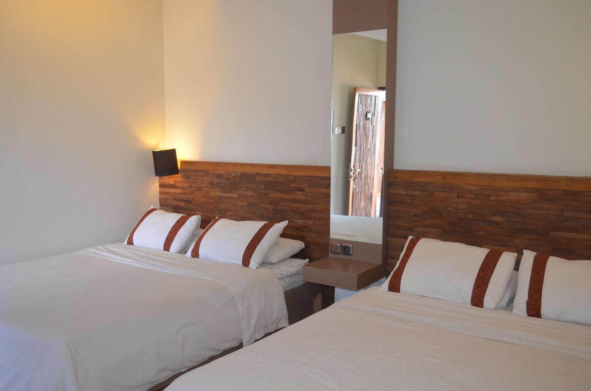 Mawar Asri Hotel 2*